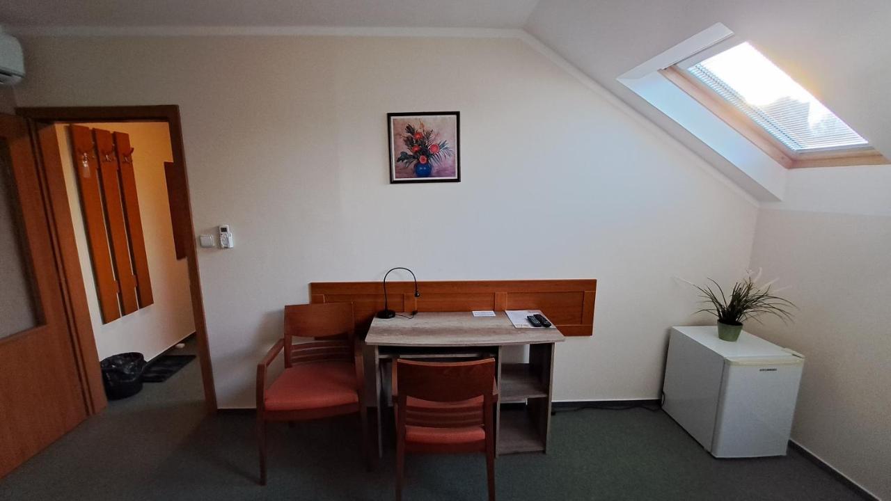 Penzion Aida Ostrava Exteriör bild